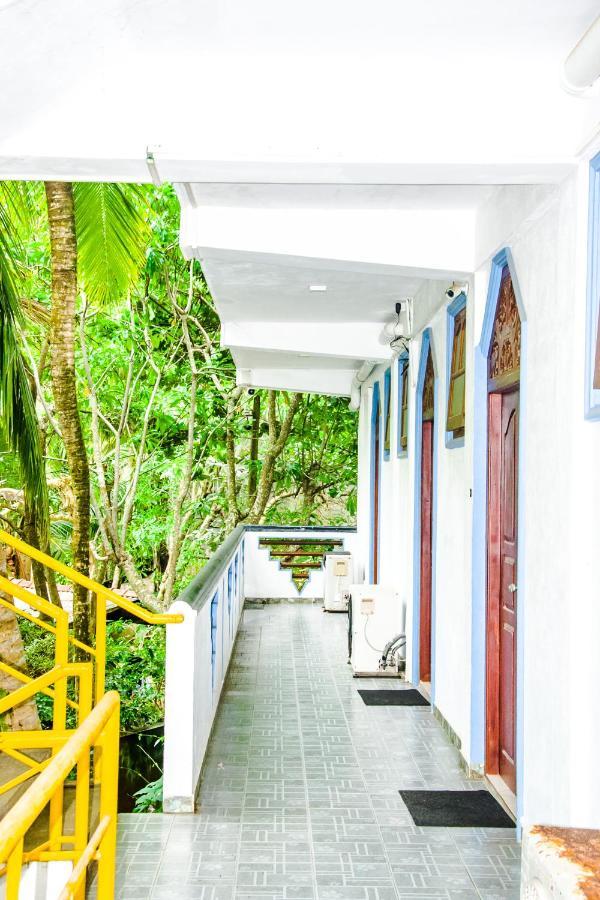 No Name Rest Hotell Unawatuna Exteriör bild