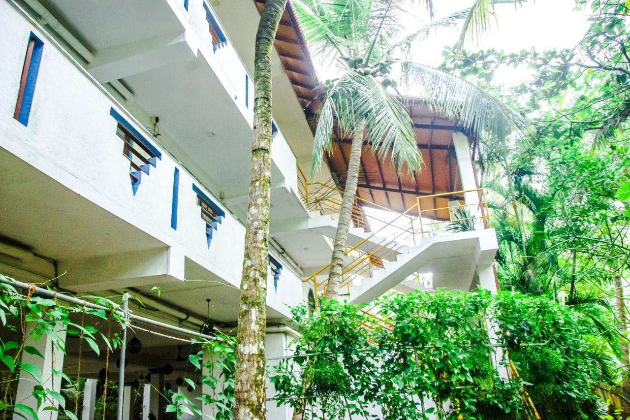 No Name Rest Hotell Unawatuna Exteriör bild